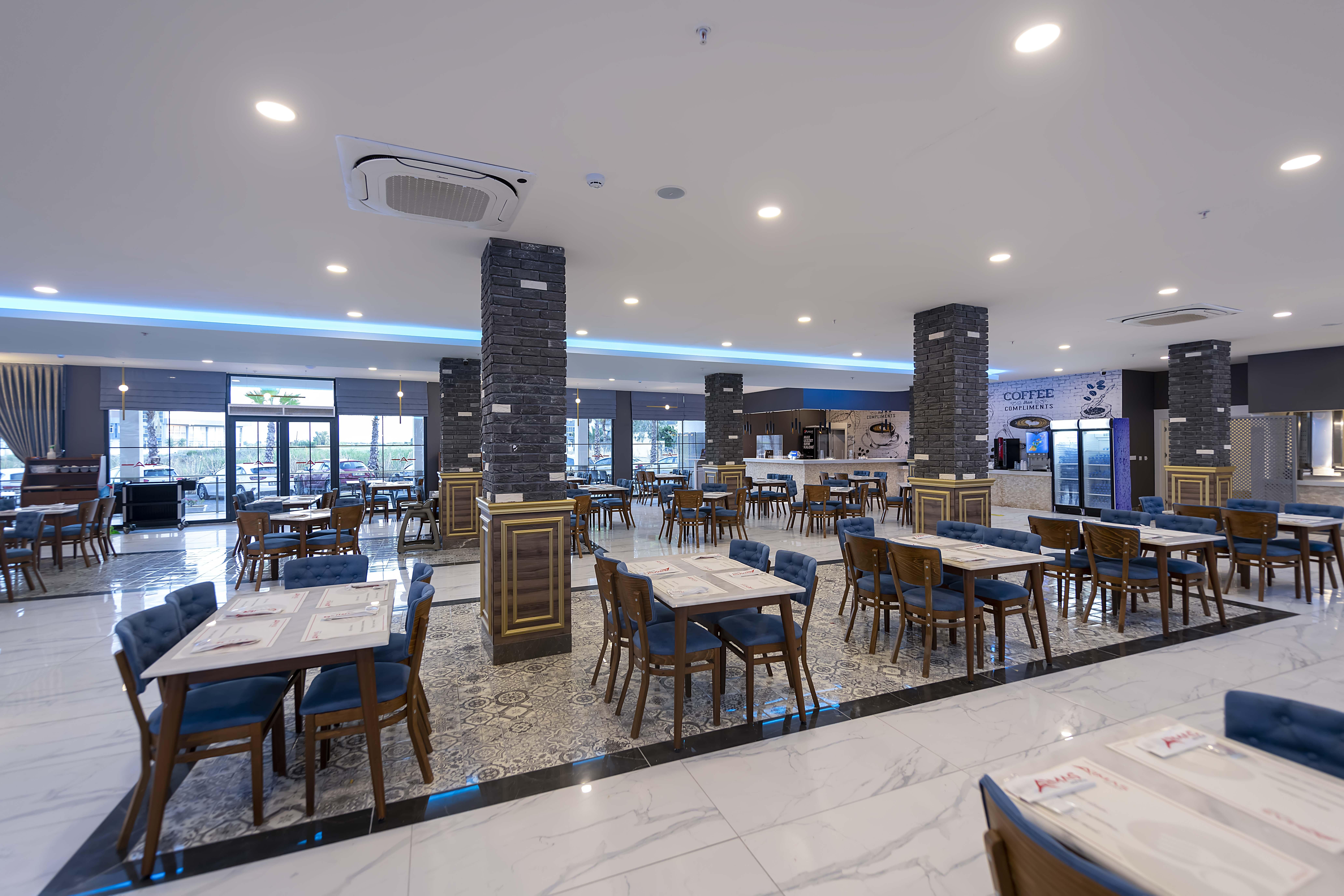 Royal Towers Lara Hotel Antalya Exterior photo